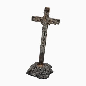 Figura de Cristo en la cruz de metal, 1950