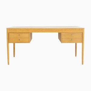 Bureau en Chêne par Yngvar Sandstrom de Seffle Möbelfabrik, 1950s