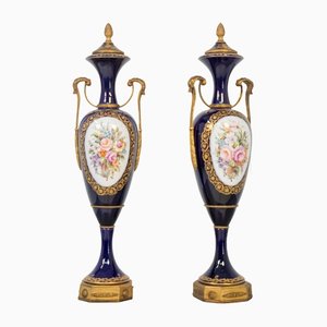 Vases Décoratifs en Céramique Bleue avec Motifs Floraux, France, 1890s, Set de 2