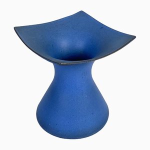 Cor Unum Vase by Zweitse Landsheer