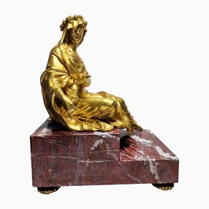 Mathurin Moreau, Dame qui pose, années 1800, Bronze Doré avec Socle en Marbre Rouge