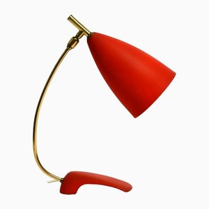 Lampada da tavolo Mid-Century rossa con collo in ottone di Cosack