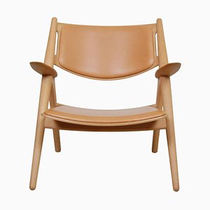 CH-28 Lounge Chair in Oak and Cognac Anilin Leather by Hans Wegner for Carl Hansen & Søn