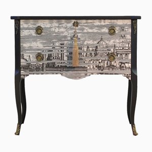 Commode à Tiroirs Gustavienne avec Motif de la Rome Antique, 1959
