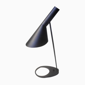 Schwarze Vintage AJ Tischlampe von Arne Jacobsen für Louis Poulsen