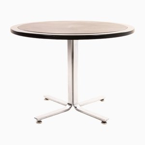 Table from Walter Knoll / Wilhelm Knoll