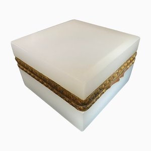 Antike weiße Opalglas Box, 1850