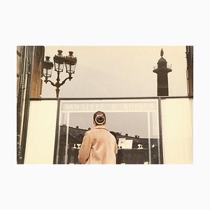 Peter Cornelius, Paris in Color: Paris Window Shopping, 1956-1961 / 2023, Impresión pigmentada de archivo