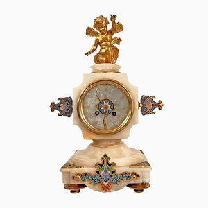 Horloge Pendule en Onyx, Bronze Doré et Email Cloisonné