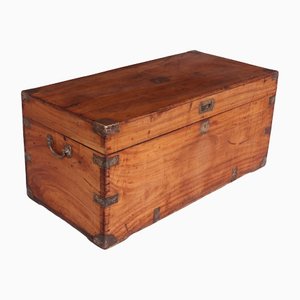 Caja antigua de madera de alcanfor, década de 1880