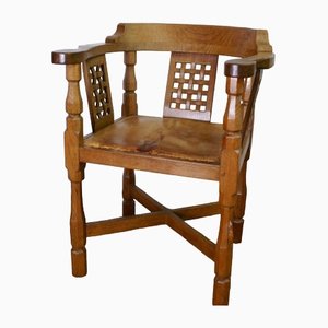 Vintage Oak & Leather Monks Chair from Robert Thompson Mouseman