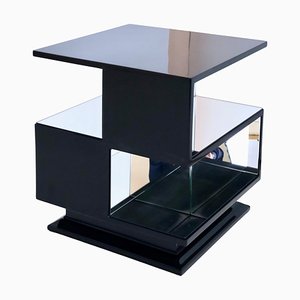 Mesa auxiliar cubista Art Déco lacada en negro con superficies de espejo, años 30