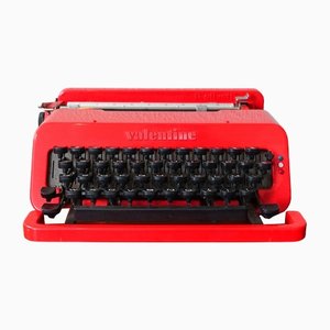 Máquina de escribir Valentine roja de Ettore Sottsass & Perry King para Olivetti Synthesis, años 70