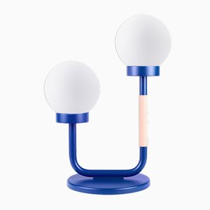 Lámpara de mesa Little Darling en azul eléctrico de Maria Gustavsson para Swedish Ninja