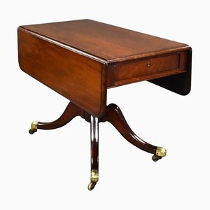 Regency Pembroke Table in Mahogany, 1820