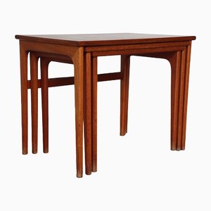 Tavolini ad incastro in teak, Scandinavia, 1960, set di 3