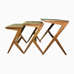 Tavolini ad incastro Z-Leg vintage in noce e quercia di Bengt Ruda, 1960, set di 3
