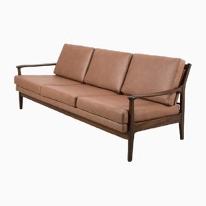 Adjustable Three-Seated Sofa in Leather