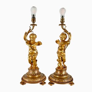 Lámpara Luis XVI de bronce dorado. Juego de 2
