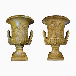 Urnas Art Déco artesanales gigantes de mármol amarillo, Sicilia, años 20. Juego de 2