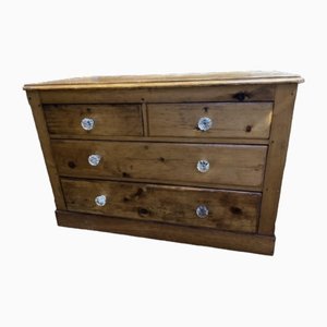 Bedroom Chest of Drawers in Pine, 1870s
