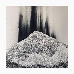 Agate Apkalne, Sleeping Mountain, 2021, Öl auf Leinwand