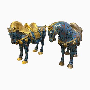 Caballos chinos Mid-Century de cobre, esmalte y dorado. Juego de 2