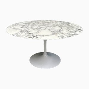 Mesa de comedor Aresbescato de mármol de Eero Saarinen para Knoll