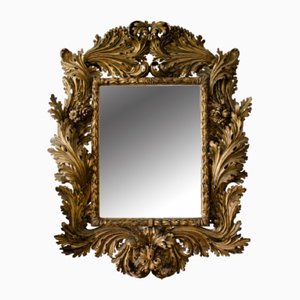 Espejo barroco de tilo tallado, década de 1730