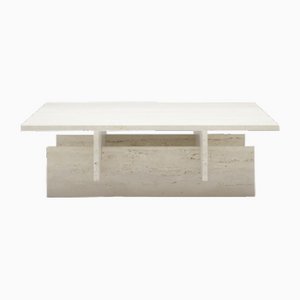 Fit Coffee Table from Aparentment