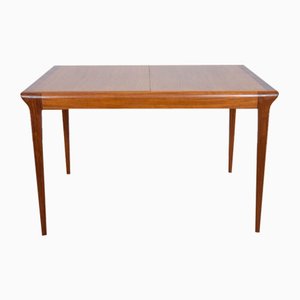 Mid-Century Extendable Dining Table in Teak from McIntosh, 1960s