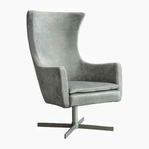 Lounge Chair in Grey