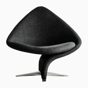 Sculptural 091 Chair in Black