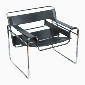 B3 Wassily Chair in Leather and Tubular Steel by Marcel Breuer