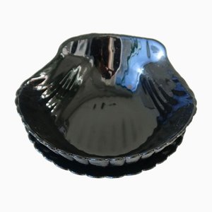 Cuenco vintage de cristal de Murano negro con platillo. Juego de 2