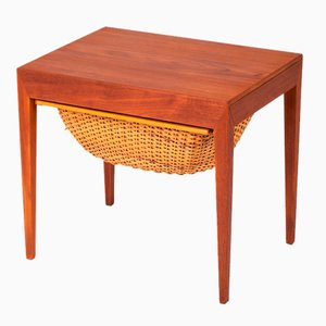 Tavolino in teak di Severin Hansen per Haslev, anni '50