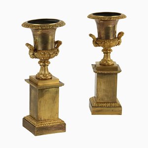 Jarrones Medici de bronce, Italia, siglo XIX. Juego de 2