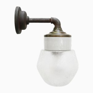 Vintage Wandlampen aus Milchglas & Gusseisen
