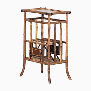 Revistero inglés de mesa auxiliar de bambú, década de 1880