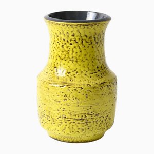 Jarrón de cerámica amarilla de Leo Knödgen, años 60