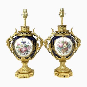 Antike französische Sèvres Porzellan Ormolu Vergoldete Bronze Dore Tischlampen, 2er Set