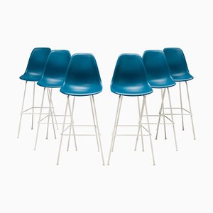 Blaue Hocker aus geformtem Kunststoff von Charles & Ray Eames für Herman Miller, 2022, 6 . Set