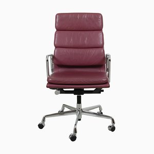 Sedia da scrivania EA-219 in pelle di Charles Eames per Vitra