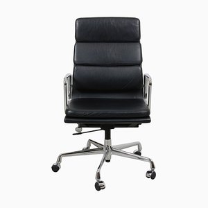 EA-219 Desk Chair in Leather by Charles Eames for Vitra