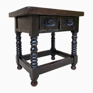 Geschnitzter spanischer Mid-Century Beistelltisch mit einer Schublade, 1940