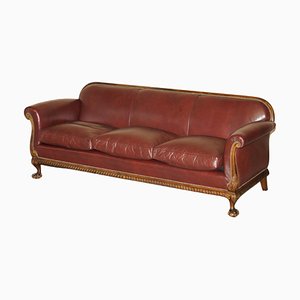 Antikes viktorianisches Sofa aus braunem Leder & Nussholz, 1880