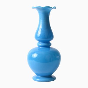 Vase 19ème Siècle en Verre Opalin Bleu, France