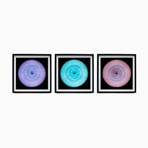 Heidler & Heeps, Collezione di vinili in lavanda, blu, malva, 2014, stampe fotografiche, incorniciato, set di 3