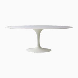 Oval Tulip Dining Table by Eero Saarinen for Knoll International, 1960