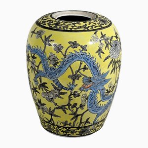 Vase Dynastie Qing avec Deux Dragons en Porcelaine de Chine